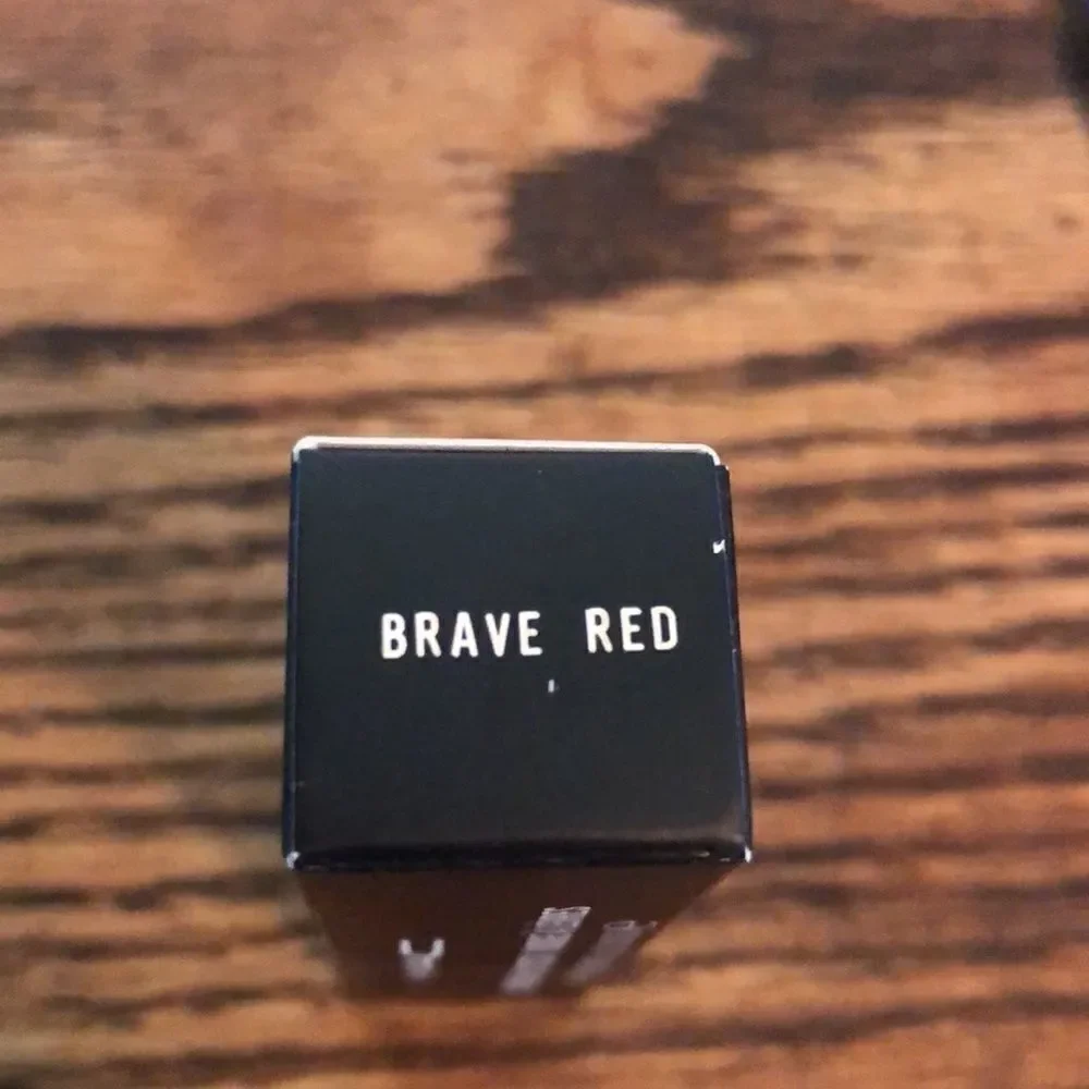 MAC CREMESHEEN LIPSTICK NEW Brave Red Ipsy bag